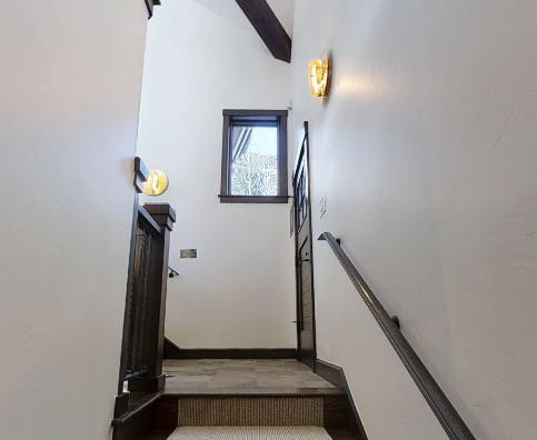 Slopeside Villa - Image 17